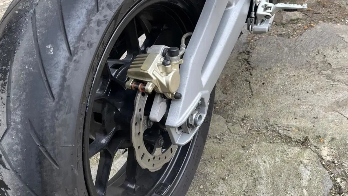Aprilia Shiver 750 (2010 - 16)  (11)