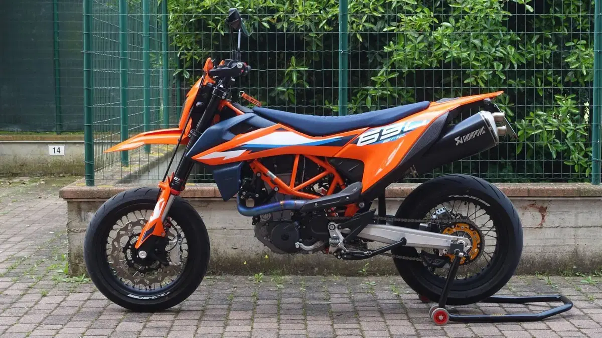 KTM 690 SMC R (2023 - 25) 