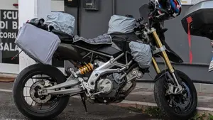 Aprilia Dorsoduro 750 (2009 - 14)  (5)