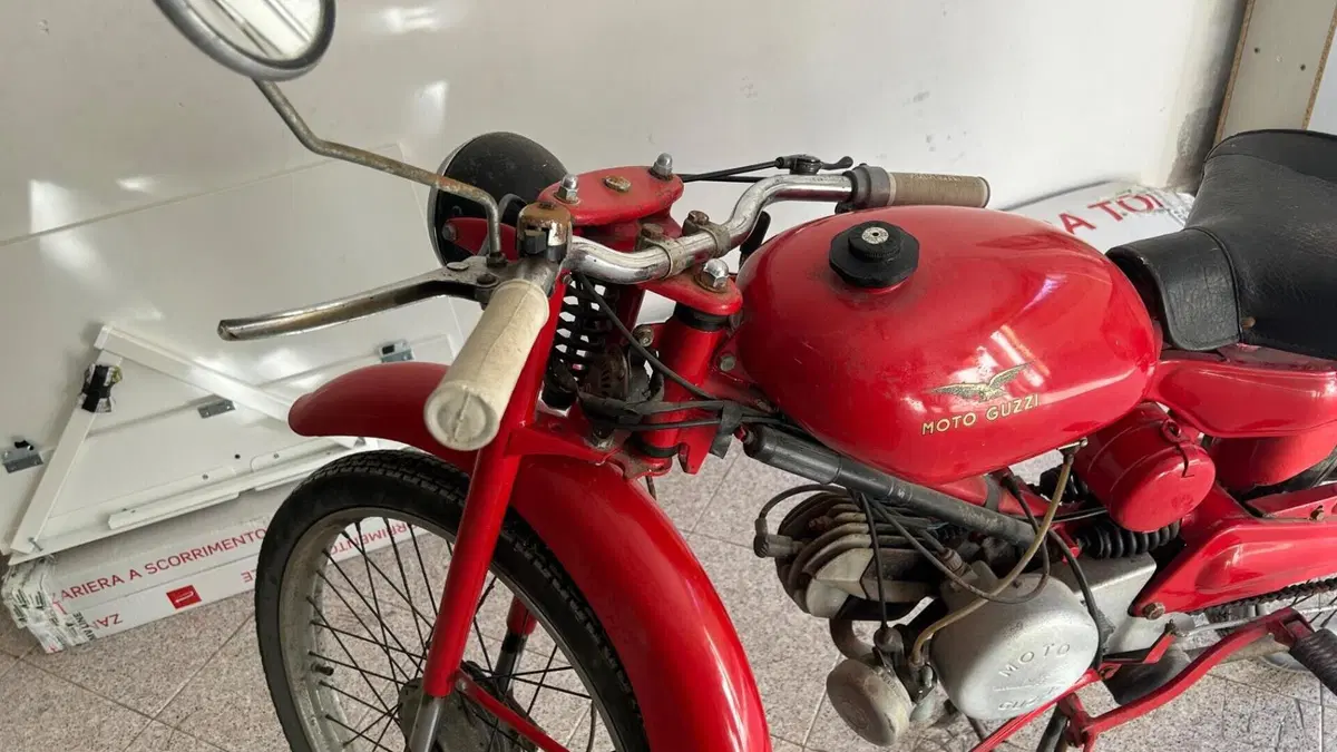 Moto Guzzi   (3)