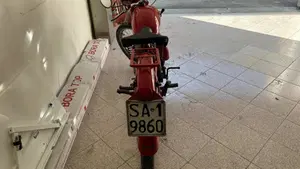 Moto Guzzi   (16)