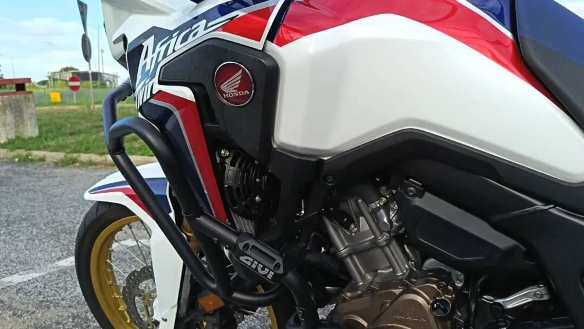 Honda Africa Twin CRF 1000L (2018 - 19)  (7)