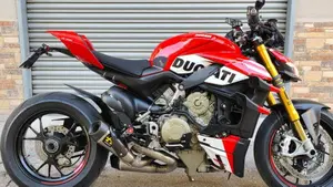 Ducati Streetfighter V4 1100 S (2020)  (2)