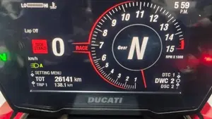 Ducati Streetfighter V4 1100 S (2020)  (4)