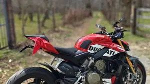 Ducati Streetfighter V4 1100 S (2020)  (3)