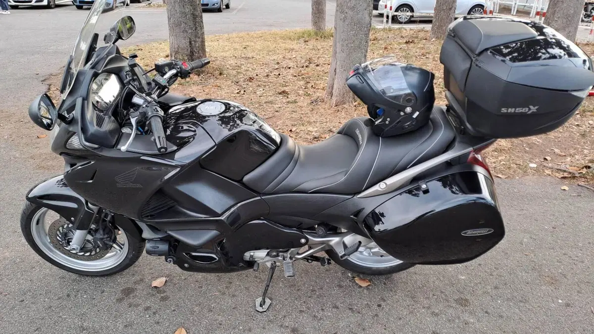 Honda Deauville 700   (9)