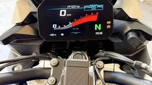 Bmw F 900 XR (2025 - 27)  (4)