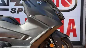 Yamaha T-Max 560 (2022 - 24)  (2)