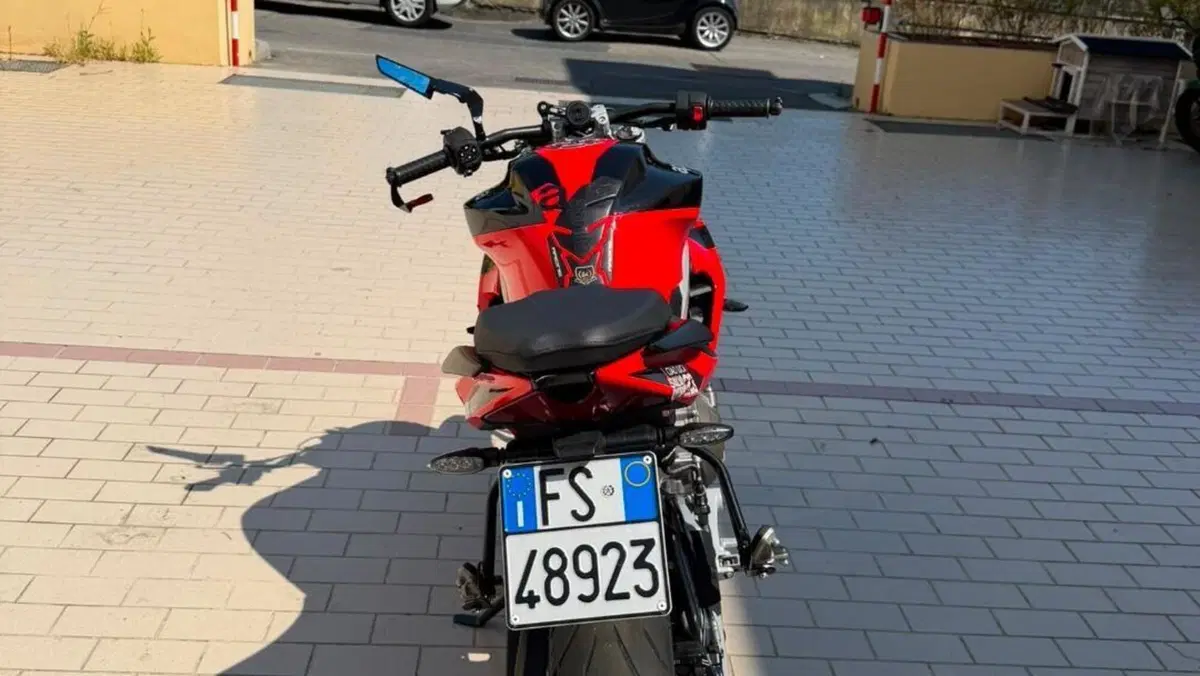 Aprilia Tuono 457 (2025 - 26)  (4)