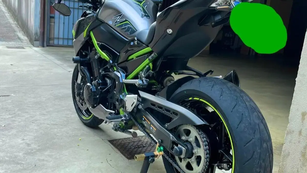 Kawasaki Z 900 A2 (2021 - 24)  (4)