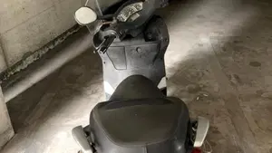Yamaha X-Max 250 (2007 - 09)  (2)
