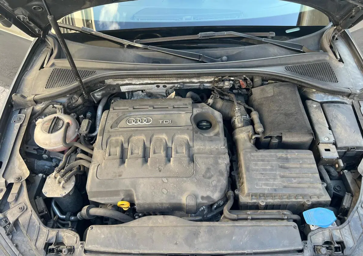 Audi A3 Sportback 1.6 TDI clean diesel Ambition (8)