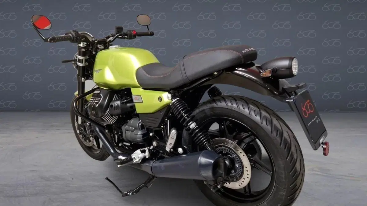 Moto Guzzi V7 Sport (2025 - 26)  (4)