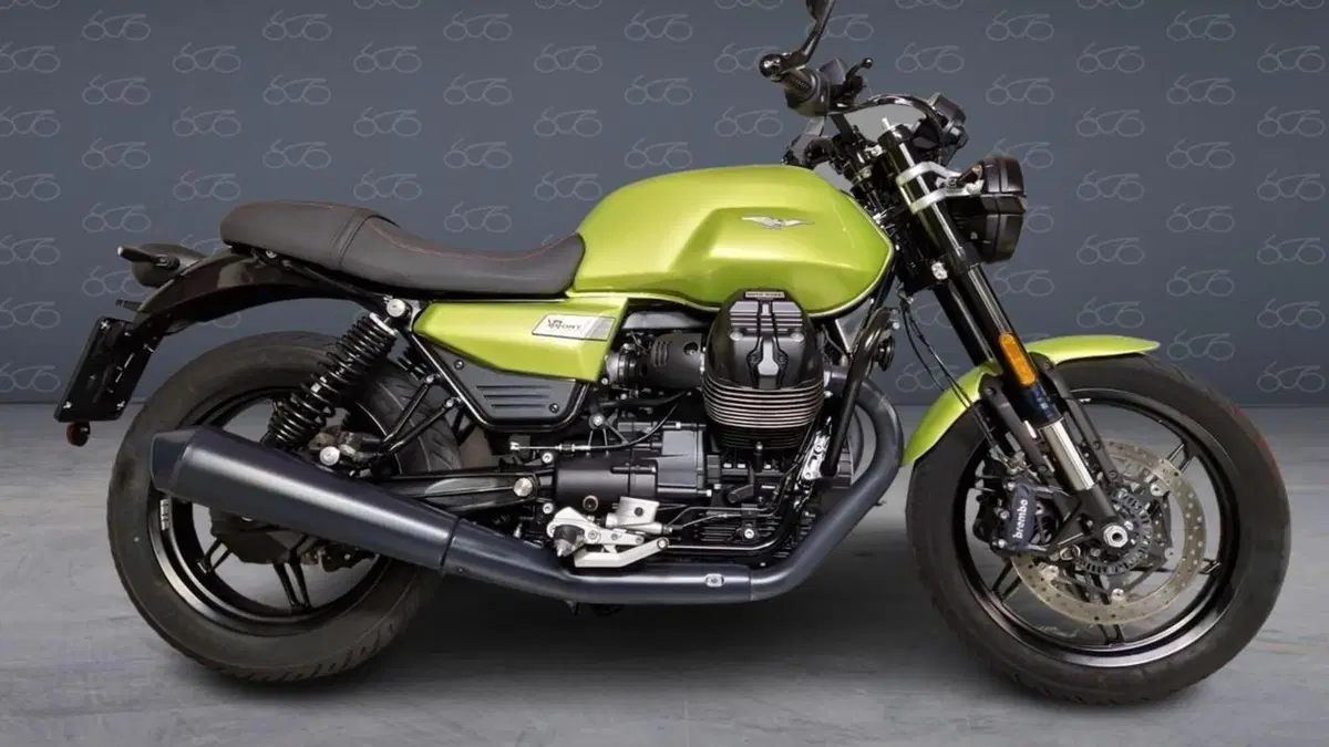 Moto Guzzi V7 Sport (2025 - 26) 