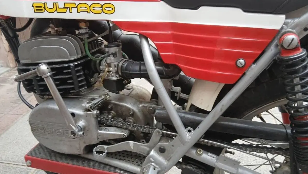 Bultaco   (8)