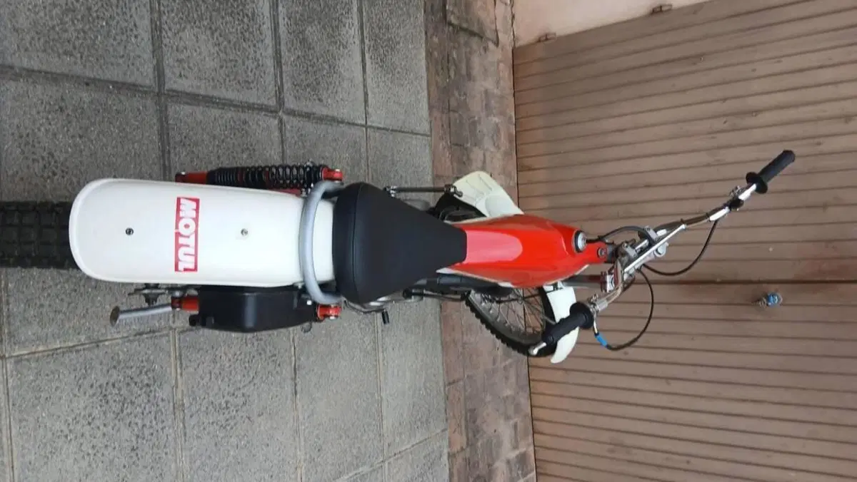 Bultaco   (11)