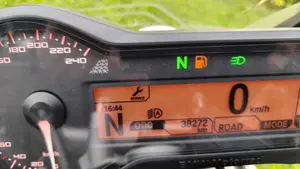 Bmw R 1200 R (2015 - 16)  (3)