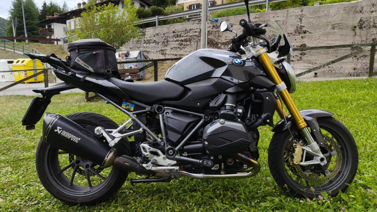 Bmw R 1200 R (2015 - 16)  (6)