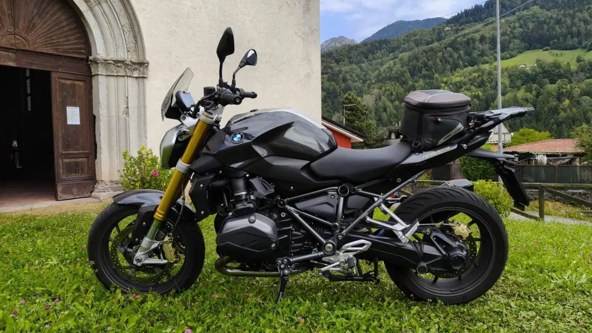 Bmw R 1200 R (2015 - 16)  (7)