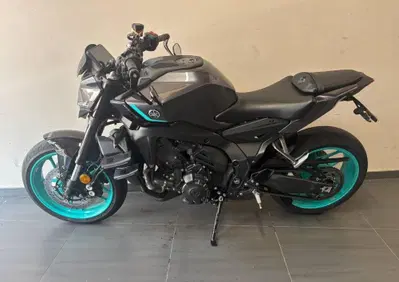 Yamaha MT-09 Y-AMT (2024 - 26) - Annuncio 10139927