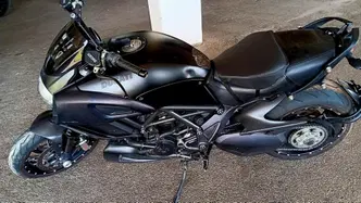 Ducati Diavel 1200 Dark (2012 - 13)