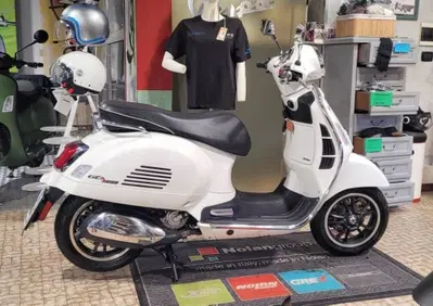 Vespa GTS 300 Super (2023 - 24) - Annuncio 10139977