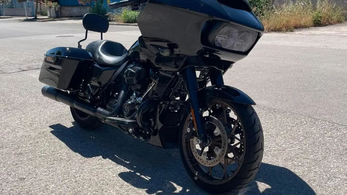 Harley-Davidson Road Glide ST (2022 - 23)  (2)