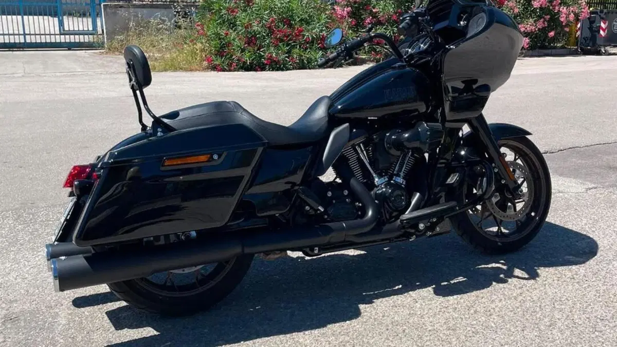 Harley-Davidson Road Glide ST (2022 - 23)  (10)