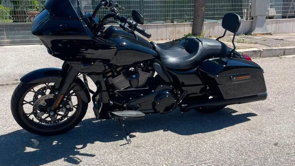 Harley-Davidson Road Glide ST (2022 - 23)  (12)