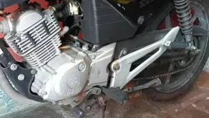 Yamaha YBR 125 (2005 - 09)  (2)