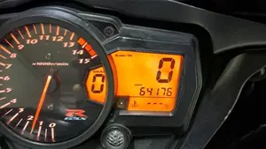 Suzuki GSX-R1000 (2005 - 06)  (8)
