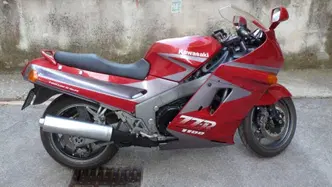 Kawasaki ZZR1100 epoca