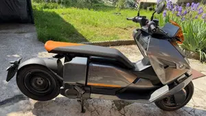 Bmw CE 04 (2021 - 25)  (2)