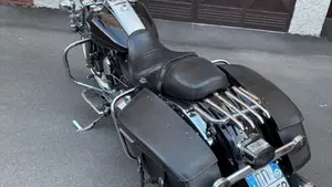 Harley-Davidson 1584 Road King Classic (2007 - 11) - FLHRCI  (16)