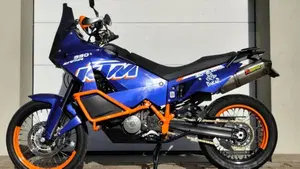 KTM 990 Adventure Dakar ABS (2011)  (2)