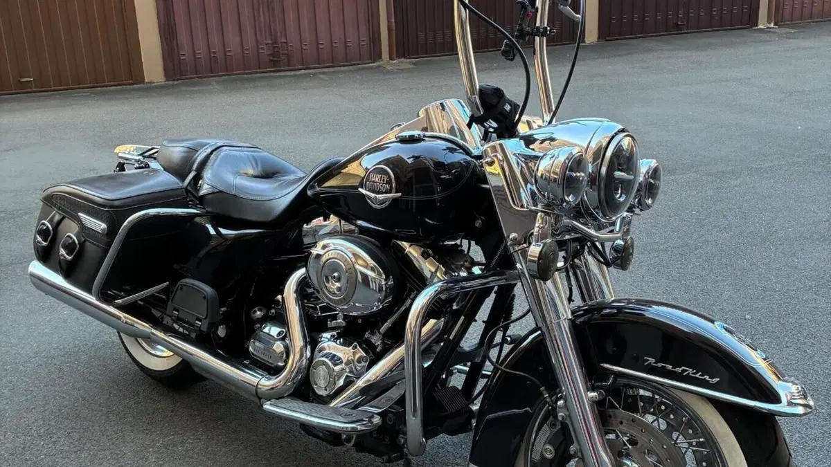Harley-Davidson 1584 Road King Classic (2007 - 10) - FLHRC  (10)
