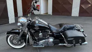 Harley-Davidson 1584 Road King Classic (2007 - 10) - FLHRC  (7)