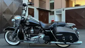 Harley-Davidson 1584 Road King Classic (2007 - 10) - FLHRC  (16)