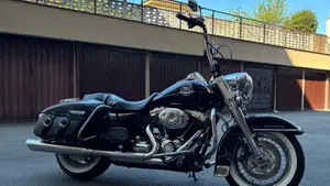 Harley-Davidson 1584 Road King Classic (2007 - 10) - FLHRC  (19)