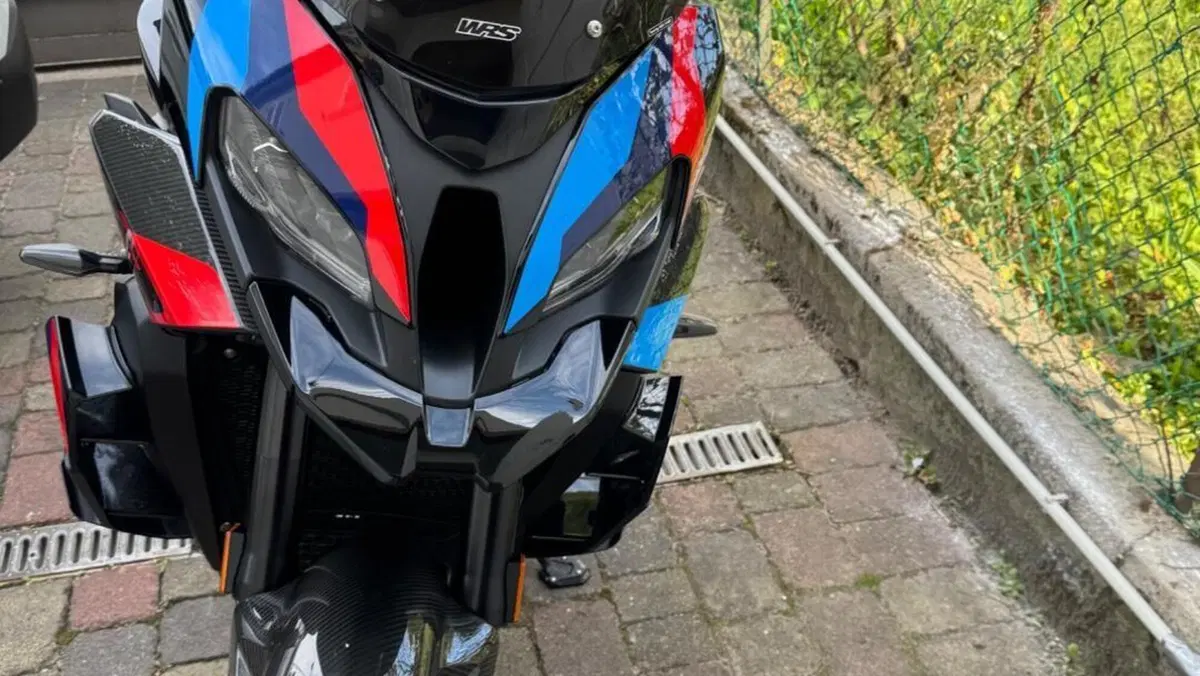 Bmw M 1000 XR (2024 - 27) 