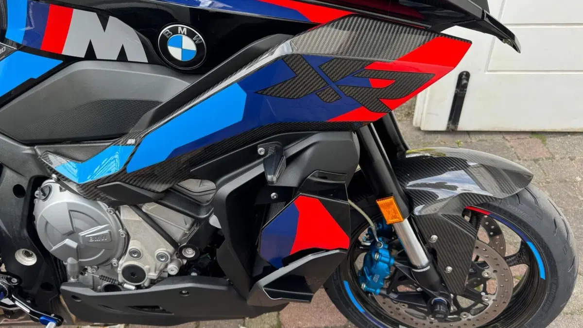 Bmw M 1000 XR (2024 - 27)  (4)