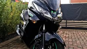 Kawasaki J 125 ABS (2016)  (4)