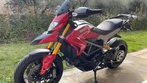 Ducati Hyperstrada 821 (2013 - 15) 