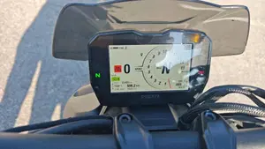 Ducati Streetfighter V4 SP2 (2023 - 24)  (2)
