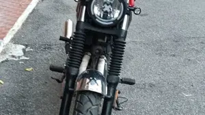 Brixton Motorcycles Cromwell 250 (2021 - 25)  (3)
