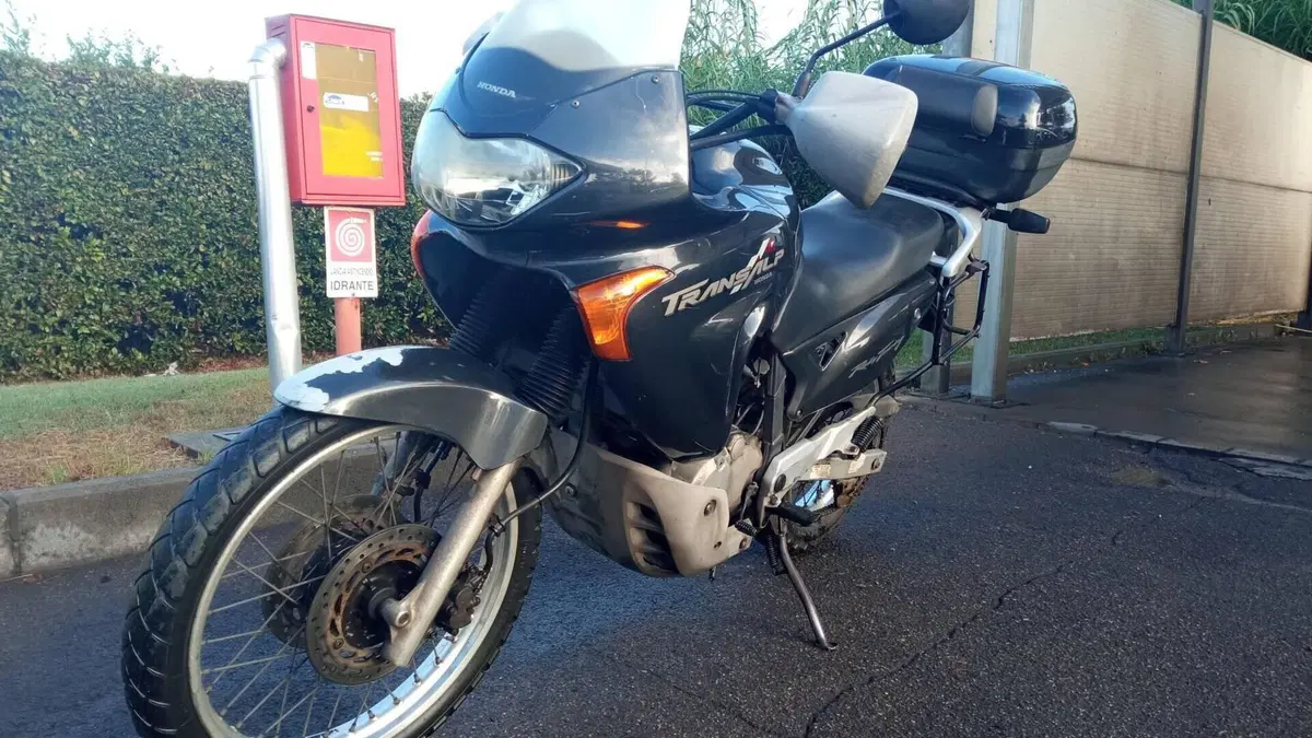 Honda Transalp XL 650V (2000 - 04)  (2)