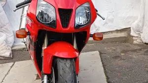 Honda VTR 1000 SP-1 (2000 - 01)  (4)