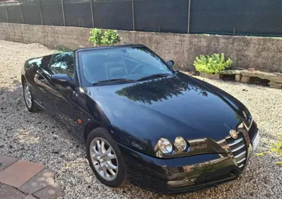 Alfa Romeo Spider 2.0i JTS 16V cat usata
