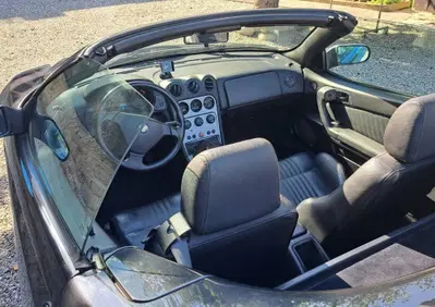 Alfa Romeo Spider 2.0i JTS 16V cat (15)