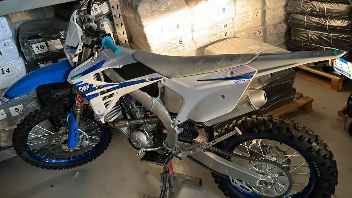 Tm Moto EN 300 4T ES Fi (2025)  (3)